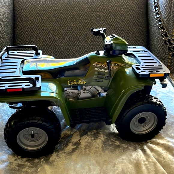 Cabela’s ATV sprtsman500 HO Polaris kids moto - Picture 7 of 9
